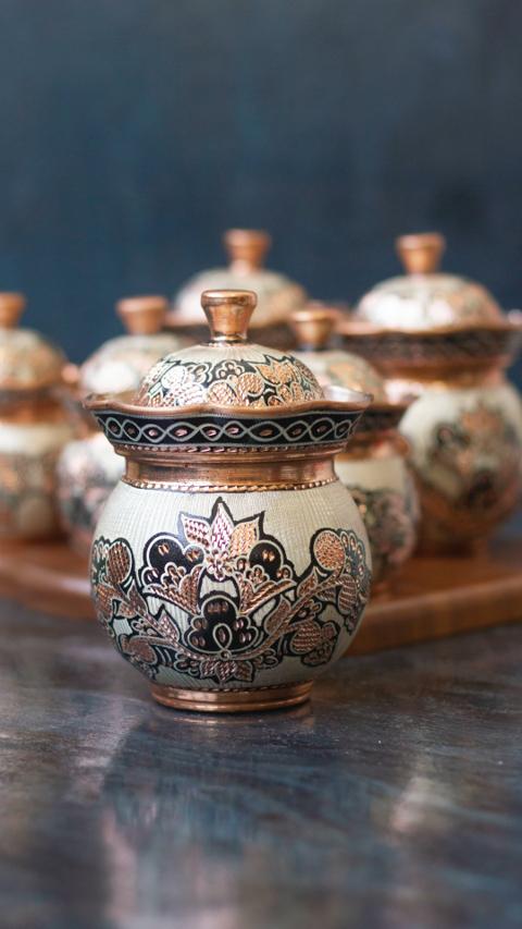 ARTISTIC TREASURE 
